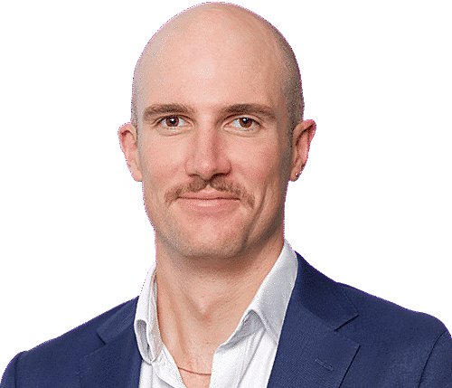 Dylan Houghton headshot