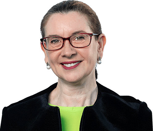 Yael Cass headshot