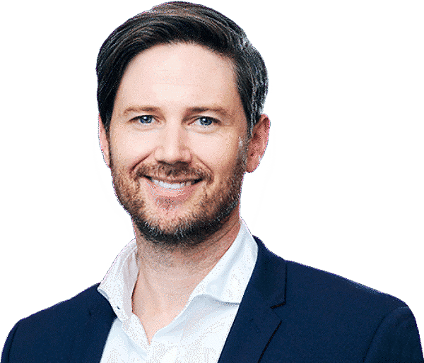 Daniel Cragg headshot