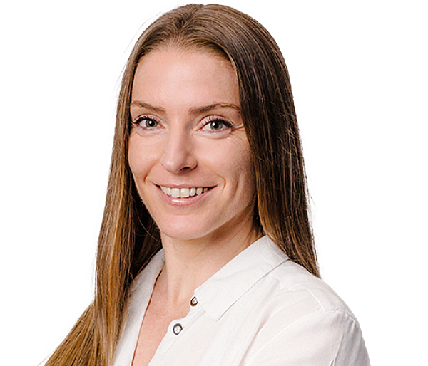 Gretchen Smith headshot