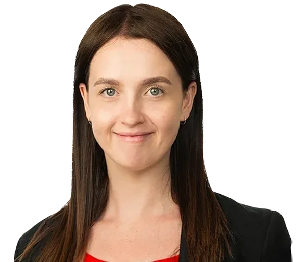 Holly Inglis headshot