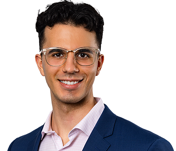 Kimon Vakkas headshot