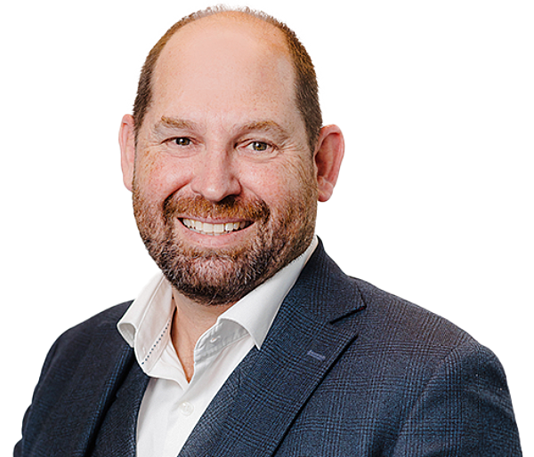 Stewart Howard headshot